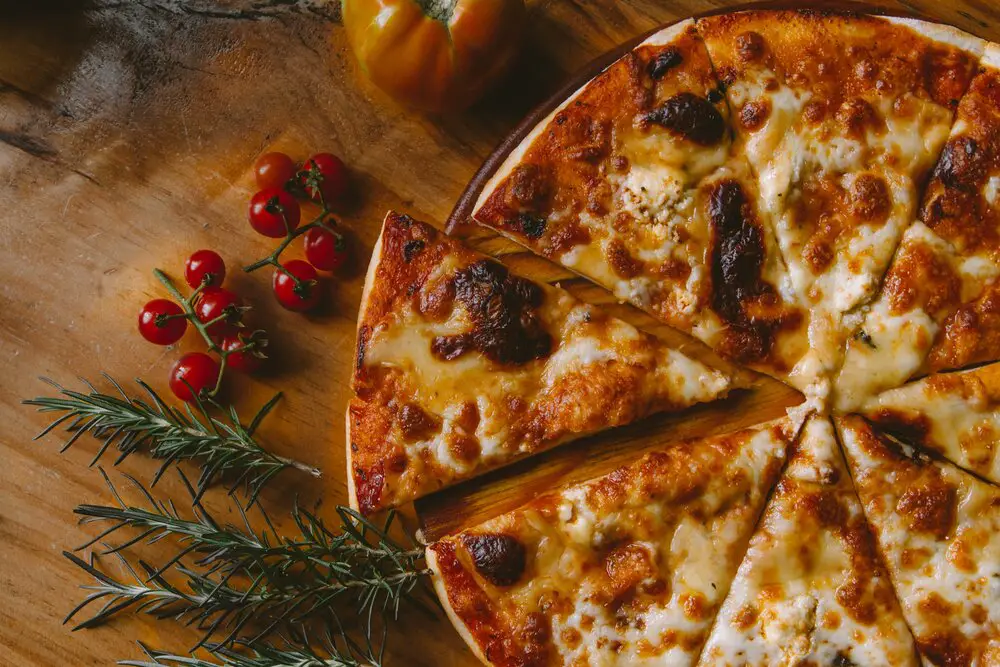 Pizza - sangiovese food pairing