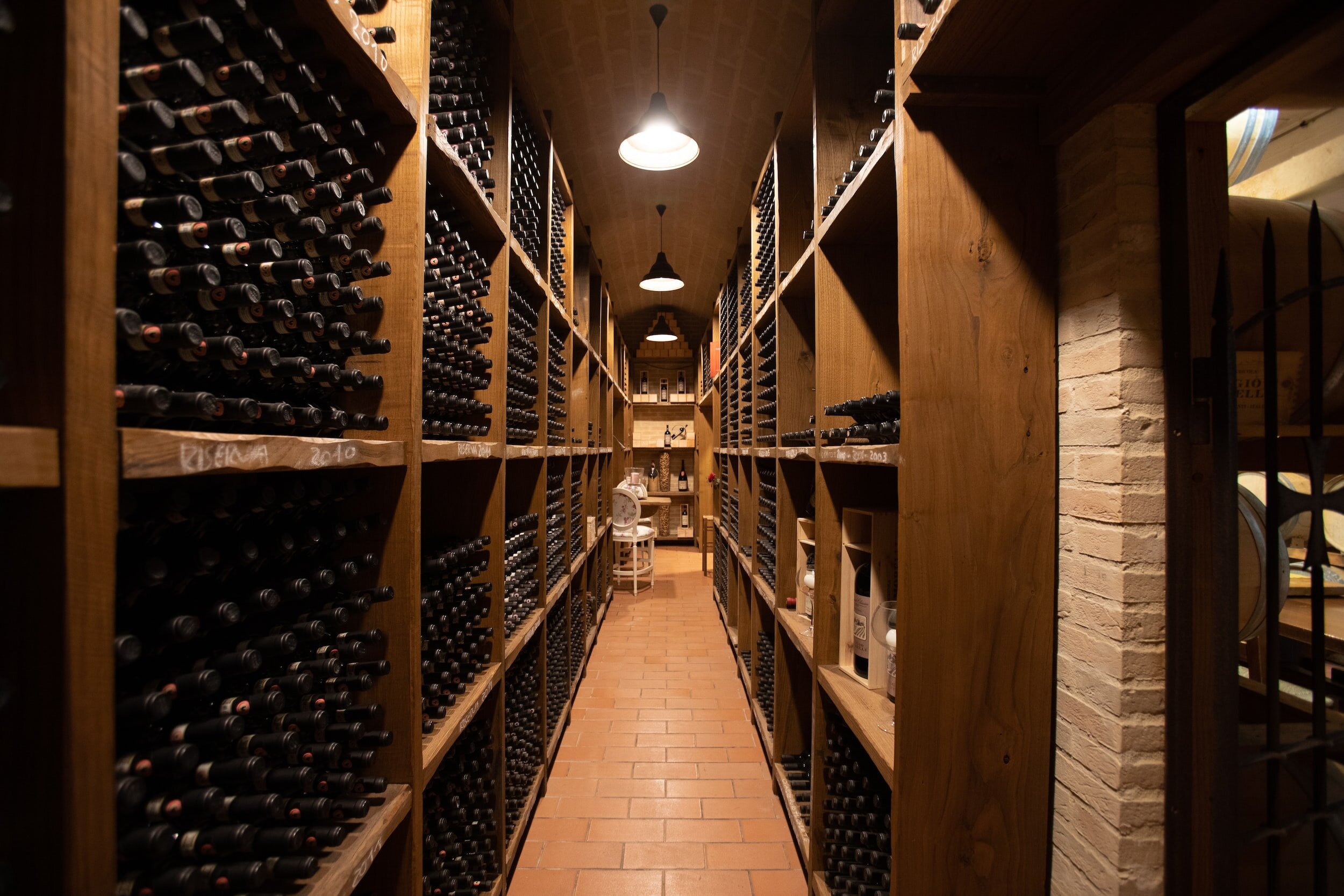 alcohol's influence on wine aging potential - wine cellar