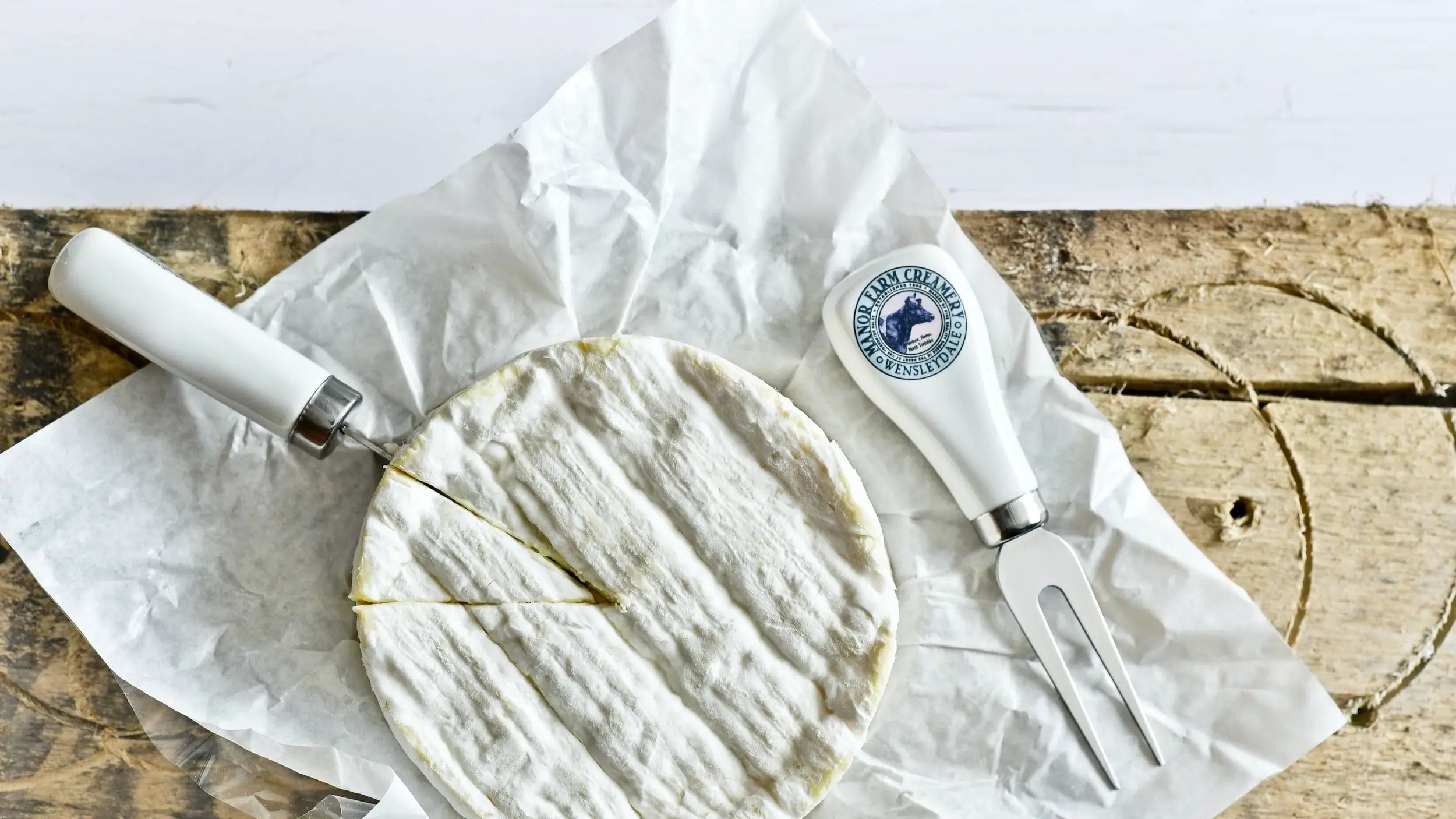 camembert merlot cheese pairing