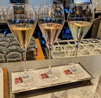 what order to taste wines - champagne flight
