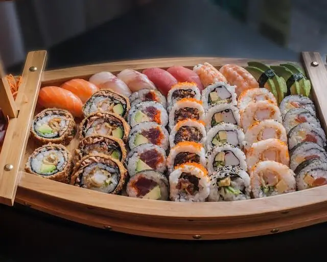 wine tasting food ideas - sushi rolls