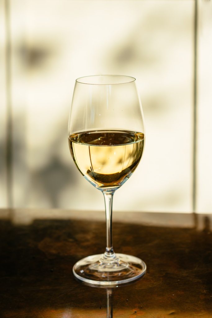 what's vermentino wine - white wine glass