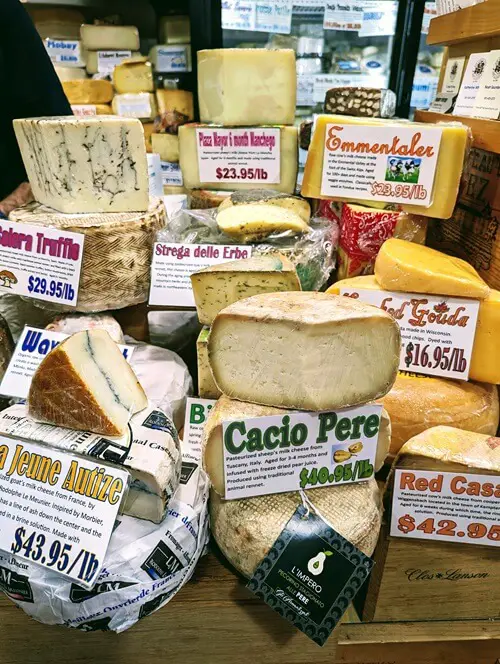merlot vs carignan - cheese shop