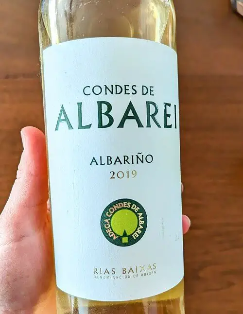 albarinos dry white wine