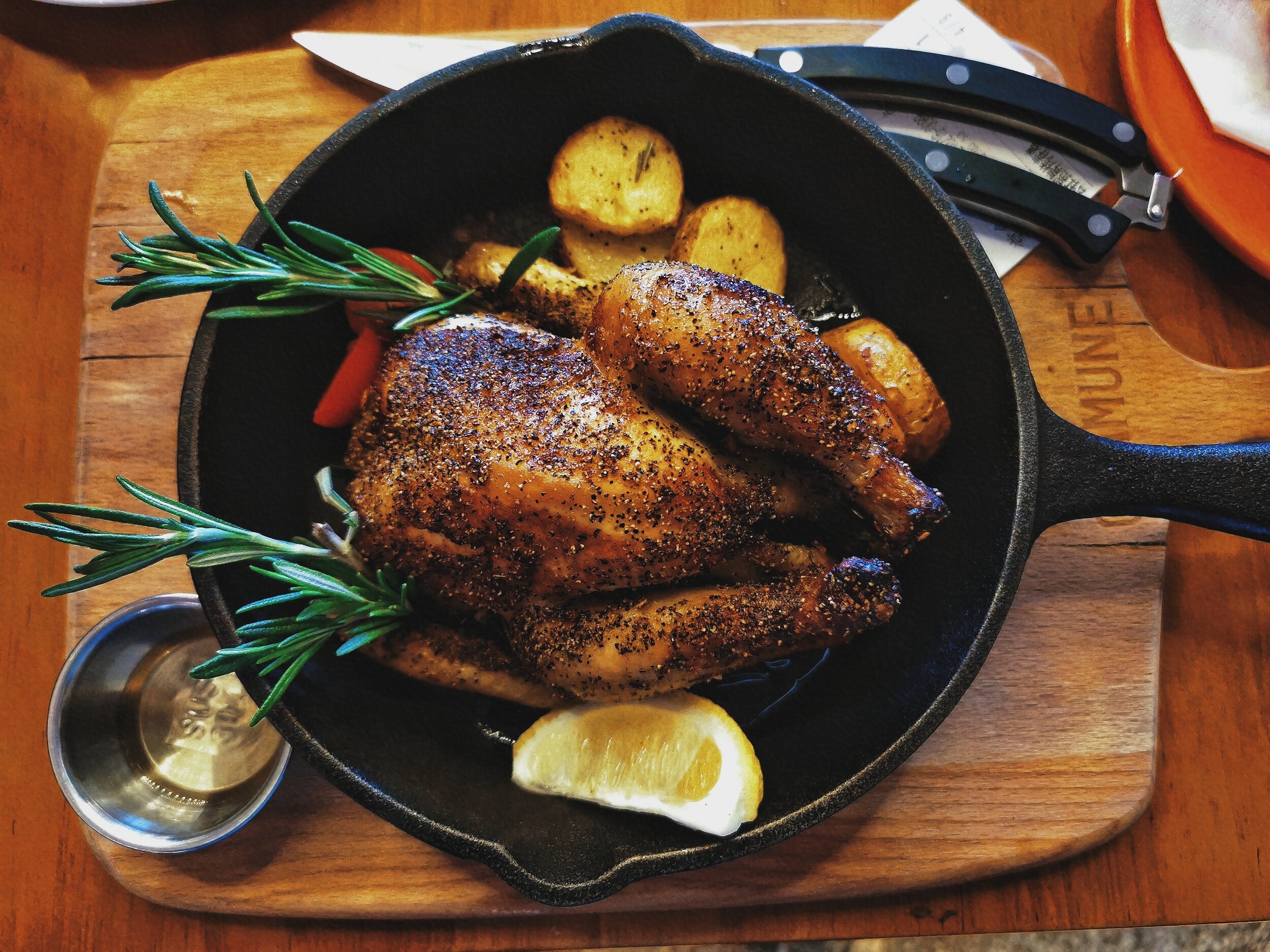 nebbiolo-food-pairing-roast-chicken