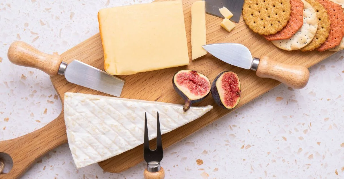 Nebbiolo Cheese Pairing: 8 Perfect Picks